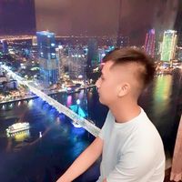 Фотографии пользователя Hoàng Khánh