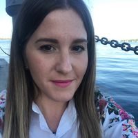 Almudena Ayuso's Photo