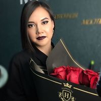 Zere Asanova的照片