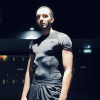 Eliès Mouquet的照片