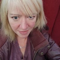 Miriam George的照片