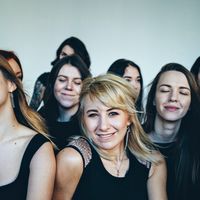 Mary Pohoretska的照片