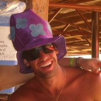 Alcides Hourcade的照片