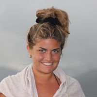 Maria  Schmid的照片