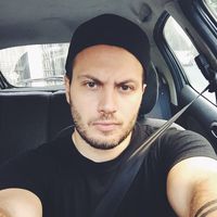 Ardalan Zamani的照片