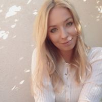 Dora Pozsgai's Photo