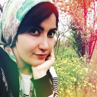 Fotos de Maede Ahangar