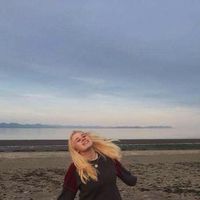 Ella McPhail的照片