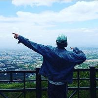 Cully Hughs的照片