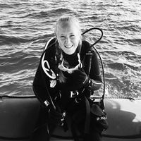 Ashton Gainsford的照片