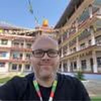 Frédéric Harper的照片