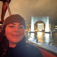 Emma Dulong的照片