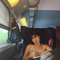 THAIANY CURY的照片