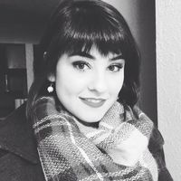 Camila Pereira's Photo