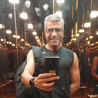 Fotos de Zia Khattak