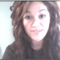 Julie Castillo的照片