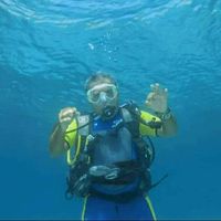 Ali Al Shuali的照片