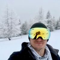 Artur Povodor的照片