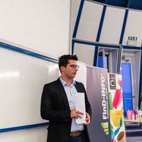 Miha Vončina的照片