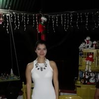 laura vasquez's Photo