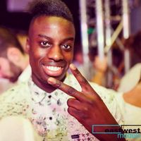 Moé Sawanèh的照片