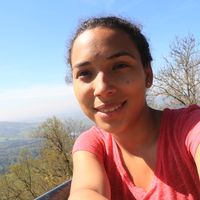 Angie González的照片