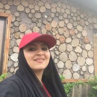 Sadaf Batebi的照片