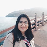 Fotos von Ester Okta Alfina