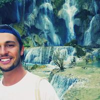 Alexandre Dechamps的照片