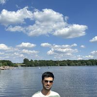 Armia Farzadmanesh's Photo