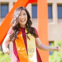 Melanie Nguyen的照片