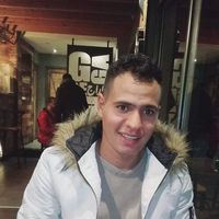 Gharsallaoui Ala的照片