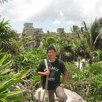 Brian  Bravo's Photo