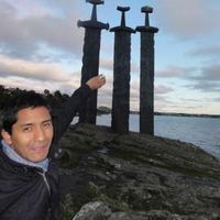 Roman Flores's Photo