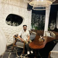 Divesh  Khatri的照片