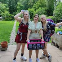 Philippa Baltronat的照片