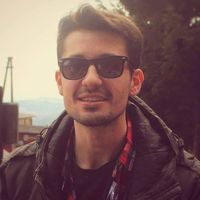 Karol Janerka的照片