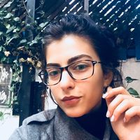 Ecem  Kırca的照片