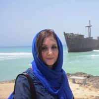 farah firoozeh的照片