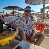 Karim Tarek的照片