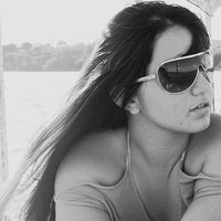 Yasmin  Aray's Photo