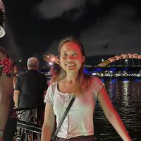 Dieu Quynh Nhu Phan的照片