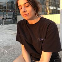 Tess Azemar的照片