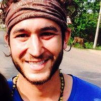 Kavon Banejad的照片