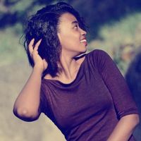 Christine Christopher的照片