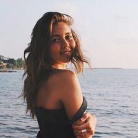 Alina Sayranova的照片