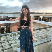 Chloe Holden's Photo