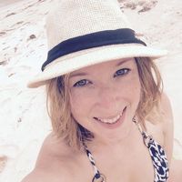 Julia  Hoelzl的照片