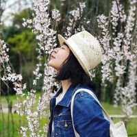 Putri Anjatsari的照片