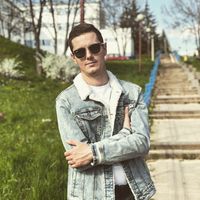 Maksym Romanenko的照片